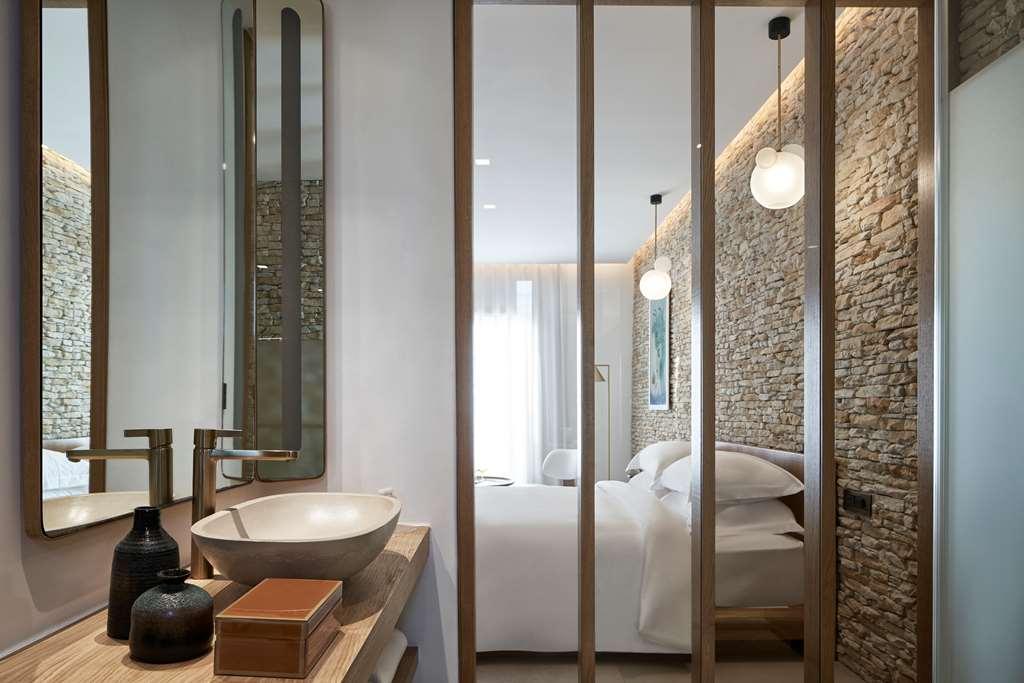 Hotel Myconian Naia à Mykonos Town Extérieur photo